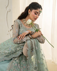 Faiza Saqlain | Selin