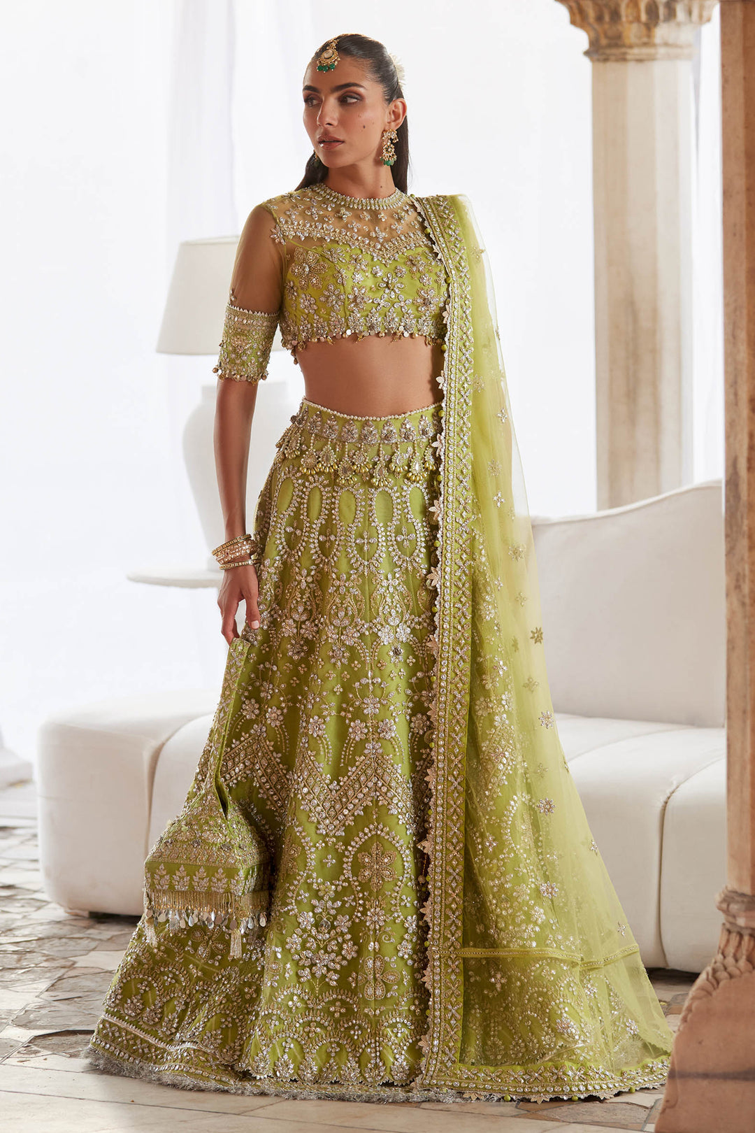 ZAHA NOORE SITARA